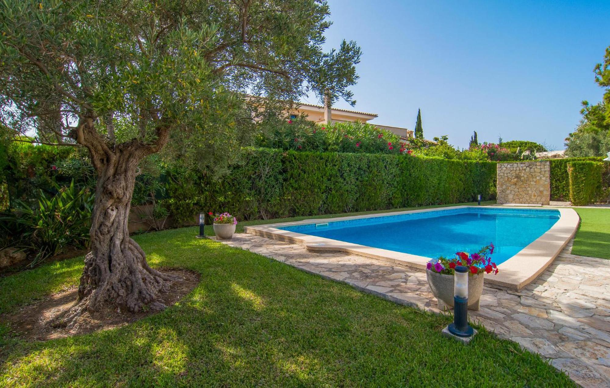 Ferienhaus 4 Bedroom Beautiful In